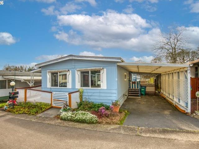 House for sale in Oregonia