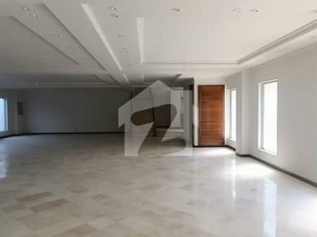 Office for rent in لاہور, لاہور ڈویژن