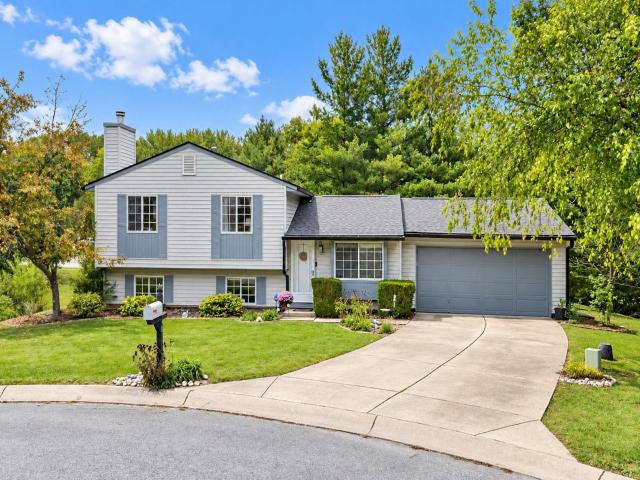 House for sale in Garden Acres, Bloomington