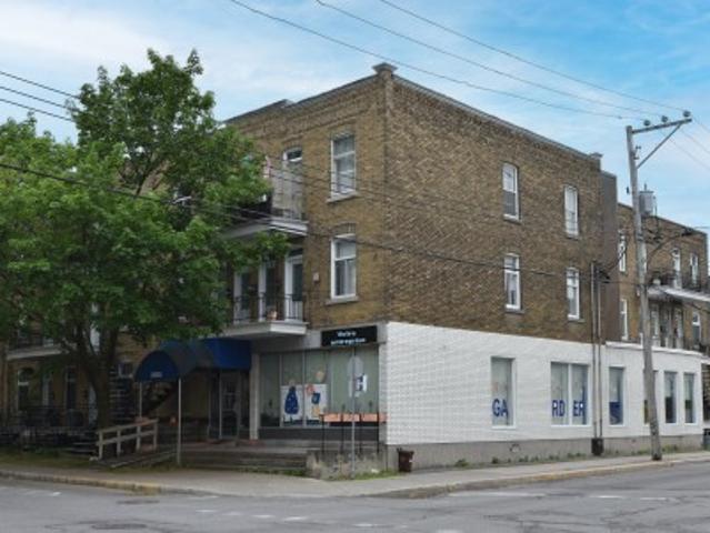 Commercial for rent in St. Leonard's, Quebec