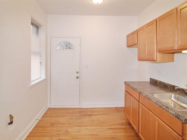 Apartment for rent in Chicago Park, Illinois