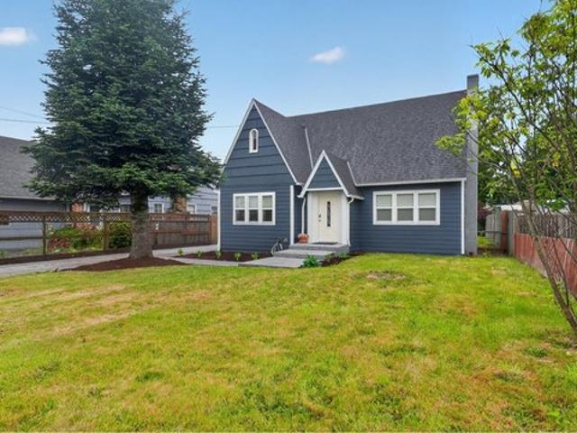House for sale in Oregonia