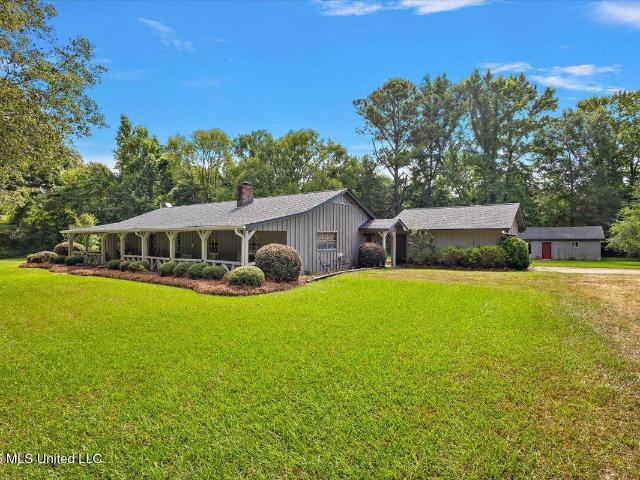 House for sale in Raymond, Mississippi