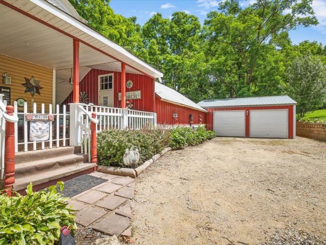 House for sale in Elizabeth, Illinois