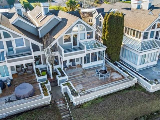 Condo for sale in Gig Harbor, Washington
