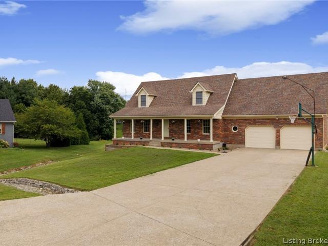 House for sale in Jeffersonville, Indiana