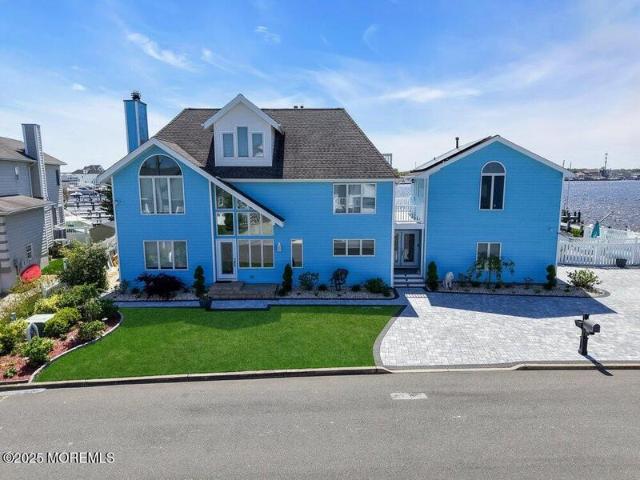 House for sale in Toms River