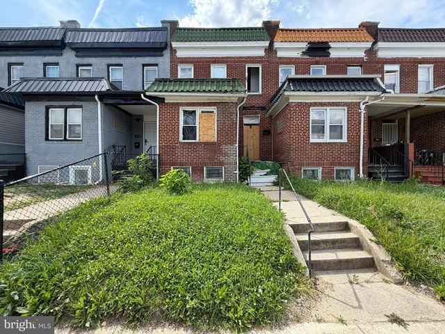 Townhouse for sale in Central Park Heights, Baltimore