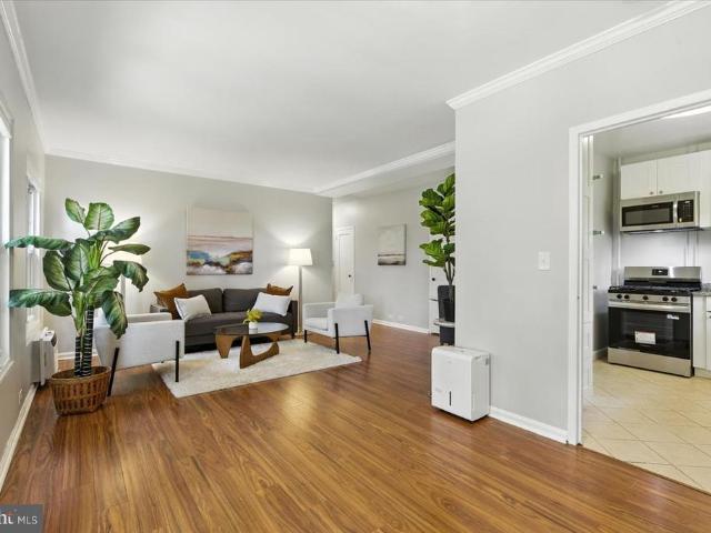 Condo for sale in Alexandria