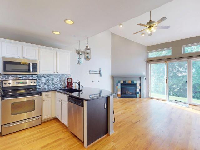 Condo for sale in Aspen Glen, New Baltimore