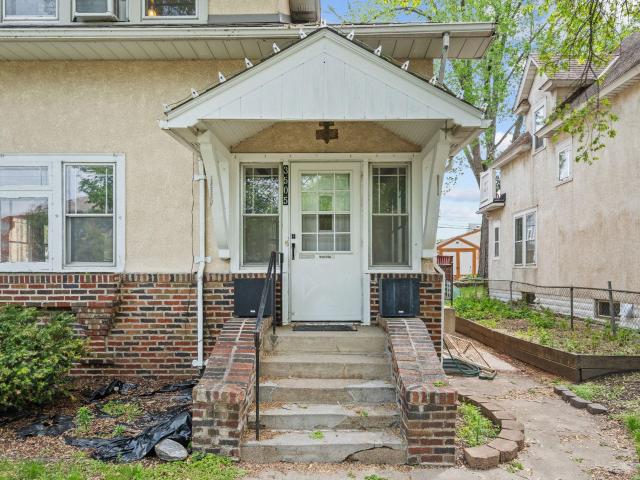 House for sale in Hennepin, Minnesota