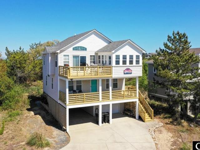 House for sale in Kitty Hawk, North Carolina