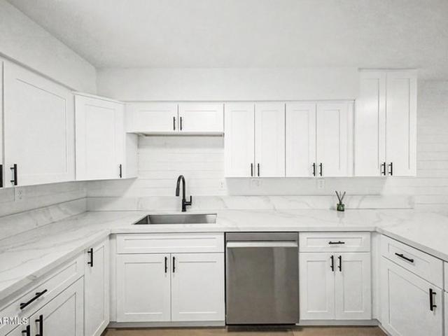 Condo for sale in Laveen, Arizona