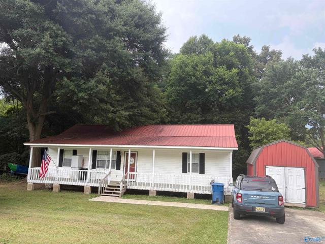 House for sale in Arab, Alabama