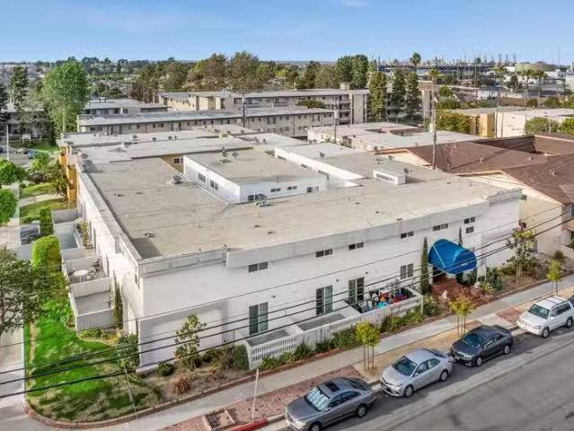 Condo for rent in Torrance