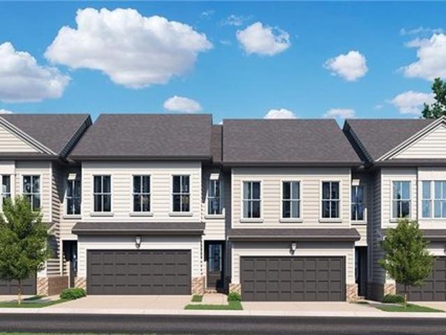 Townhouse for sale in Opelika, Alabama