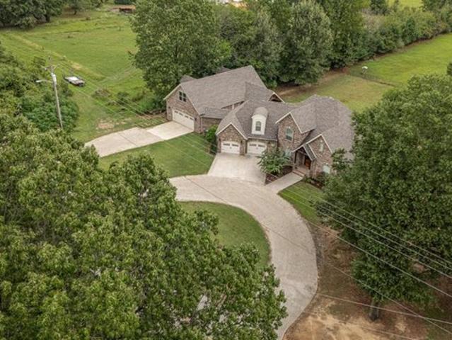 House for sale in Ark