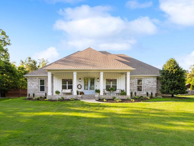 House for sale in Ark