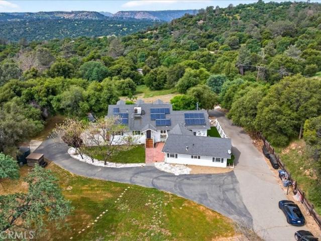 House for sale in Auberry, California