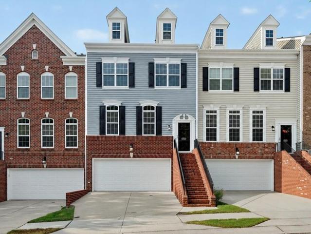 Townhouse for sale in Olde Towne at Bentley-Ridge, Raleigh