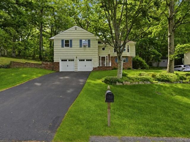 House for sale in Cortlandt Manor, New York