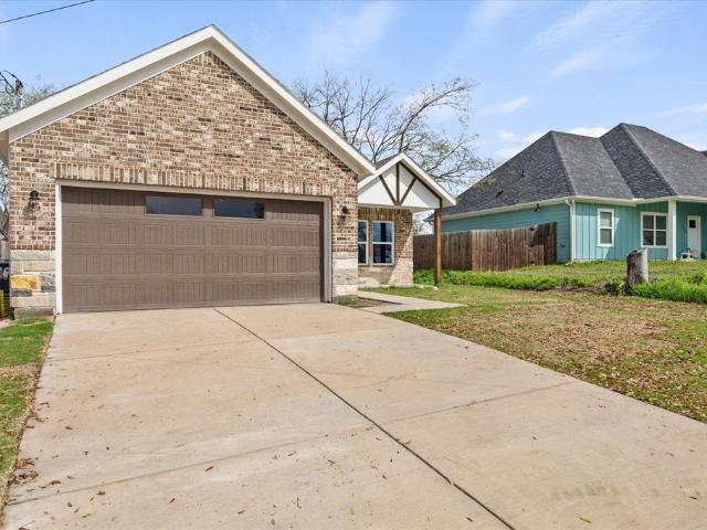 House for sale in Hunt, Texas