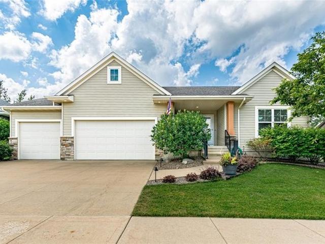 House for sale in Linn, Iowa