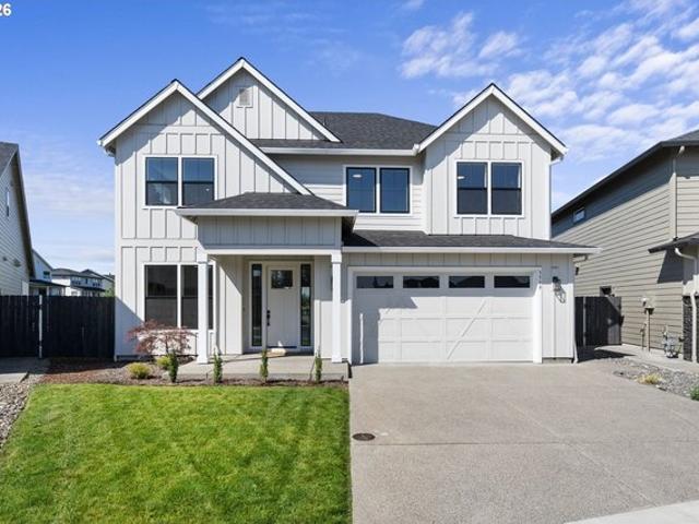 House for sale in Ridgefield, Washington