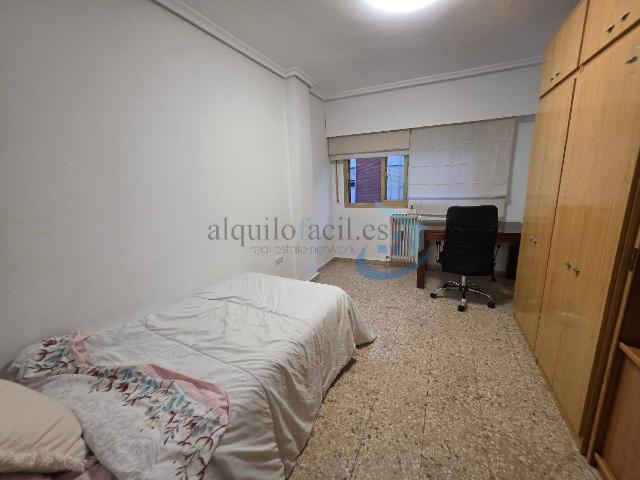 Apartamento en alquiler en Centro, Albacete