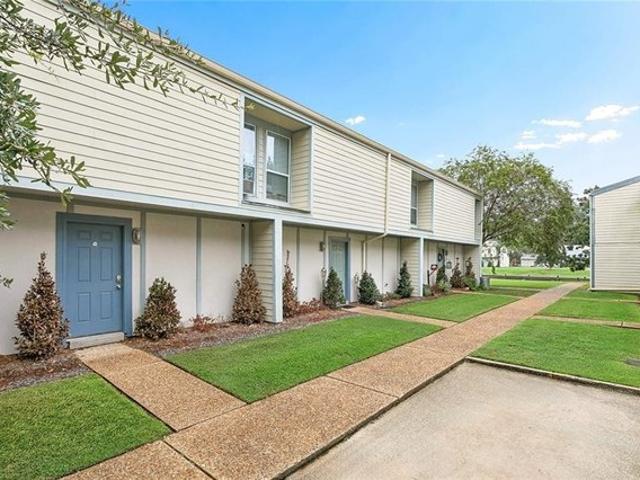Condo for sale in Mandeville, St. Tammany Parish