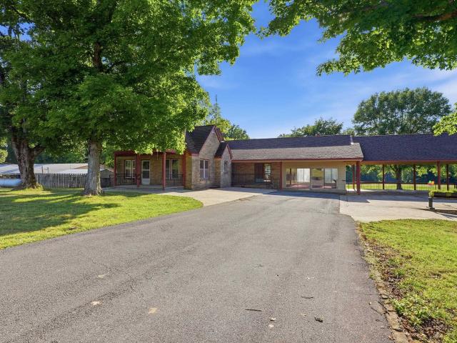 House for sale in Rogersville, Alabama
