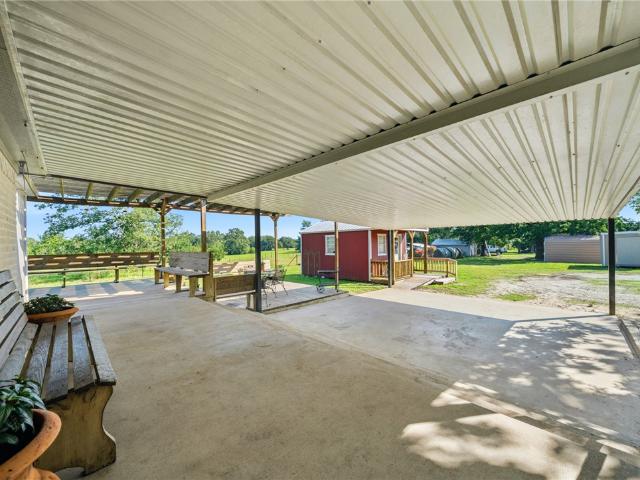 House for sale in Bremond, Texas