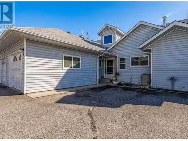 Condo for sale in Winfield, British Columbia