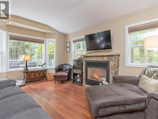 House for sale in Ladysmith, British Columbia