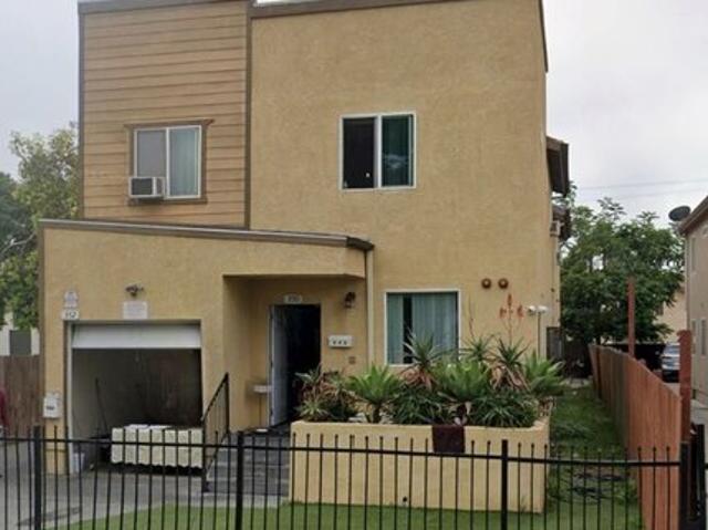 House for sale in Canoga Park, California