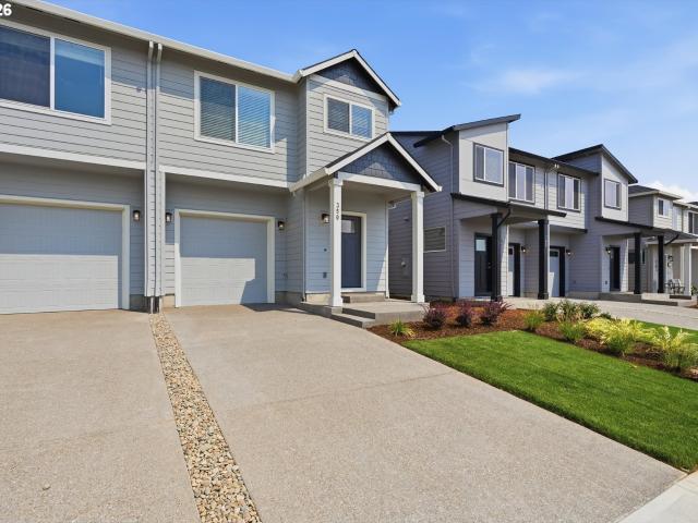 Townhouse for sale in Oregonia