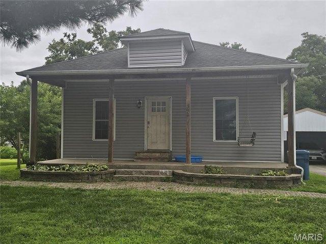 House for sale in Vergennes, Illinois