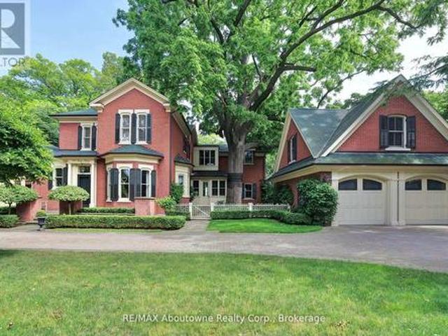 House for sale in Oakville, Ontario