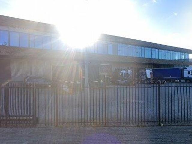 Bedrijfspand te huur in Venlo, Limburg