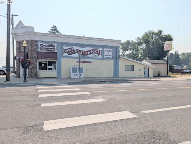 Commercial for sale in Oregonia