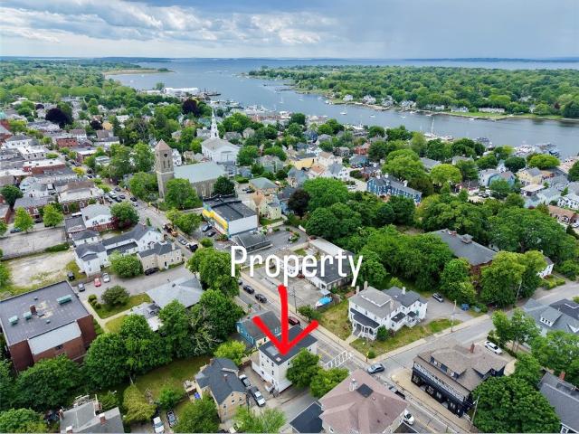 Property for rent in Warren, Rhode Island