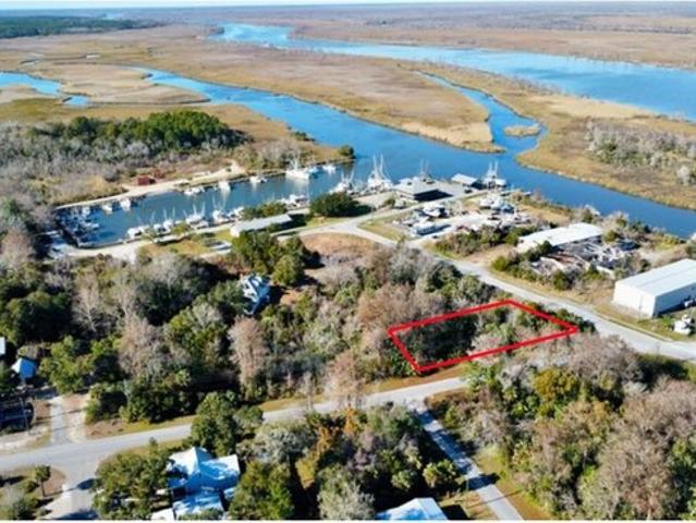 Land for sale in Apalachicola, Florida