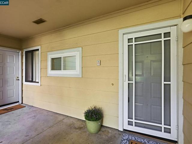Condo for sale in Martinez, Contra Costa County