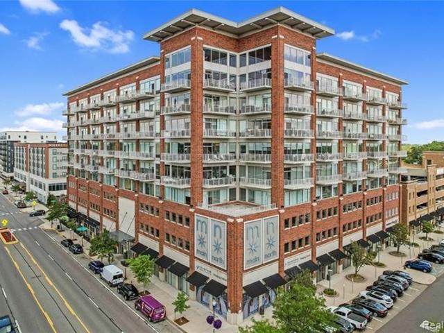 Condo for sale in Royal Oak, Michigan
