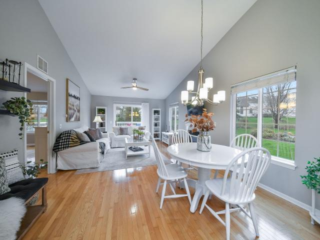 Townhouse for sale in Sugar Grove, Illinois