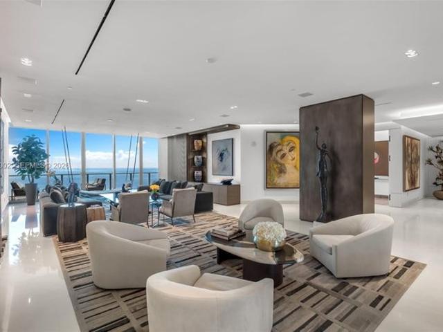 Condo for sale in Key Biscayne, Miami-Dade County
