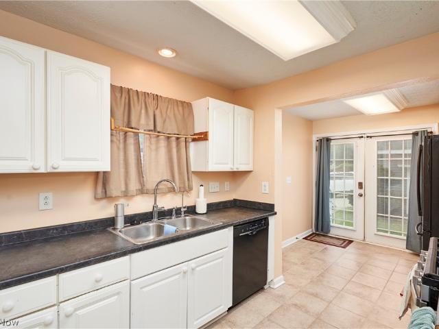 House for sale in Summit, Ohio