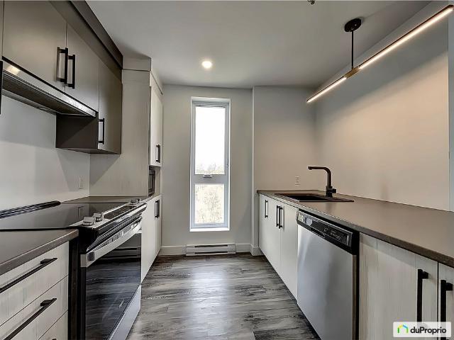 Apartment for rent in Sainte-Thérèse, Laurentides