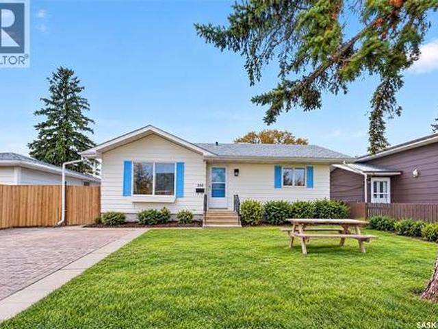 House for sale in Highland Park, Regina