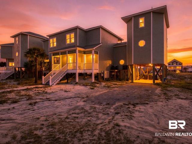 House for sale in Gulf Shores, Alabama